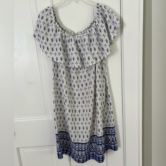 BeachLunchLounge Size XLarge Blue White Printed Off Shoulder 100% Viscose Boho - Picture 1 of 9